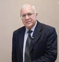 صورة المؤلف نائل حنون