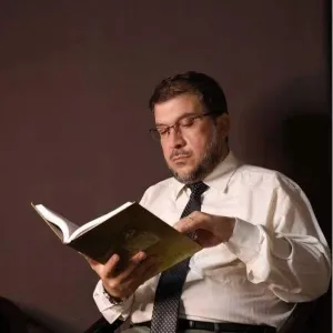 صورة المؤلف ناصر يونس صبره الكسواني