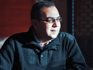 صورة المؤلف أحمد خالد توفيق