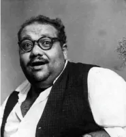 صورة المؤلف صلاح جاهين