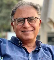 صورة المؤلف أشرف العشماوي
