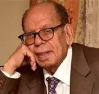 صورة المؤلف محمد صلاح فضل