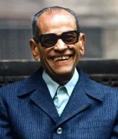 صورة المؤلف نجيب محفوظ