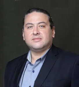 صورة المؤلف محمد سمير ندا