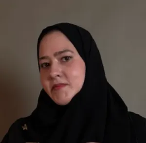 صورة المؤلف منى محمد جان